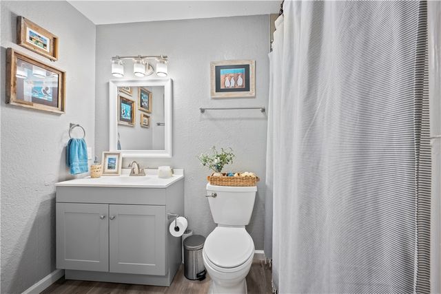 1202 S Paisano, Rockport, TX 78382