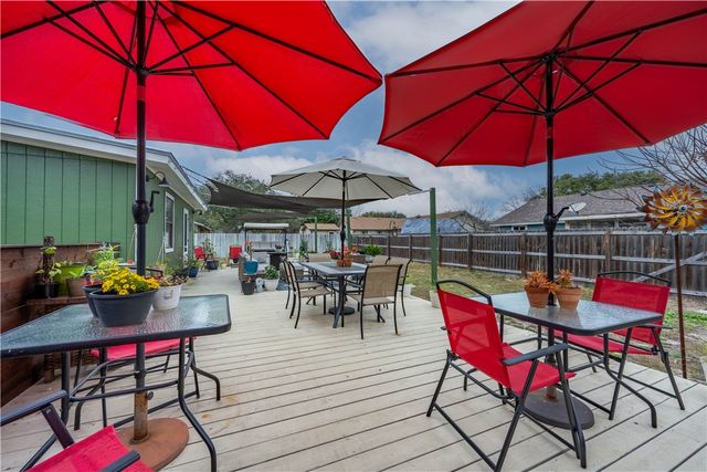 1202 S Paisano, Rockport, TX 78382