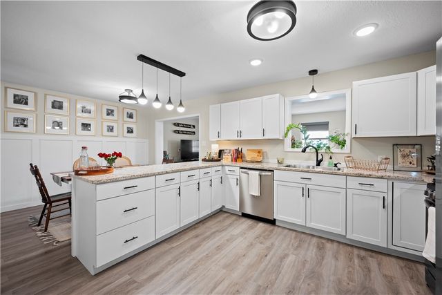 1202 S Paisano, Rockport, TX 78382