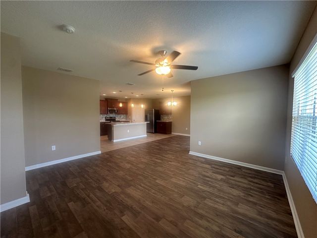 3315 Rockport Street SW, Vero Beach, FL 32968