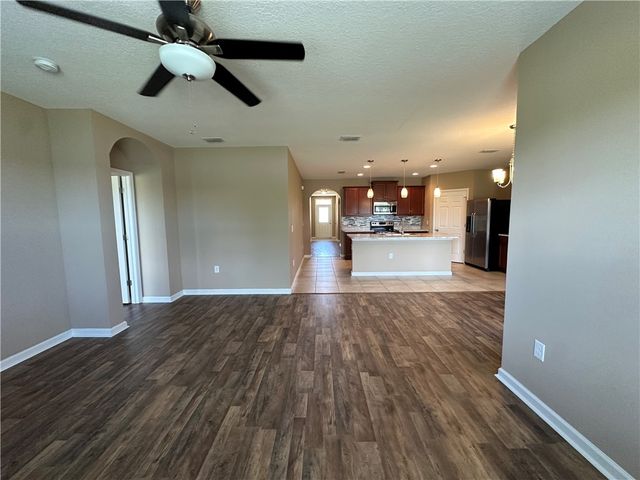 3315 Rockport Street SW, Vero Beach, FL 32968