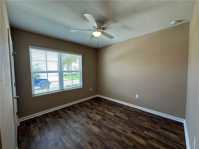 3315 Rockport Street SW, Vero Beach, FL 32968