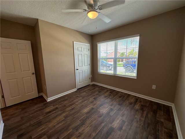 3315 Rockport Street SW, Vero Beach, FL 32968