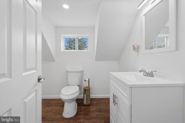 1814 MARKET ST, Upper Chichester, PA 19061