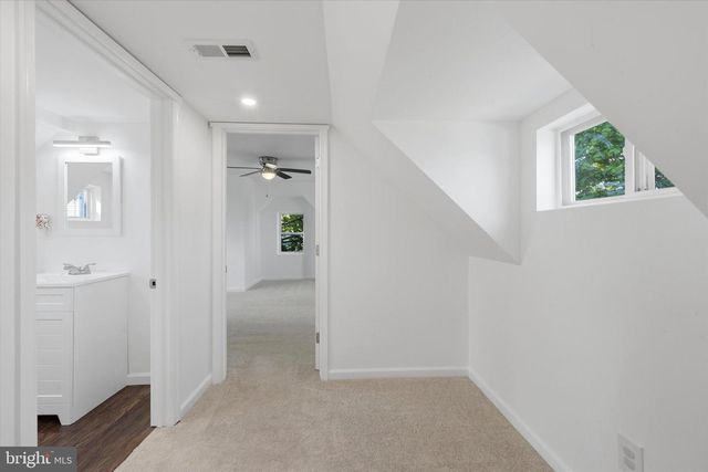1814 MARKET ST, Upper Chichester, PA 19061