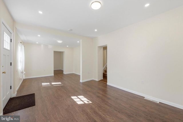1814 MARKET ST, Upper Chichester, PA 19061