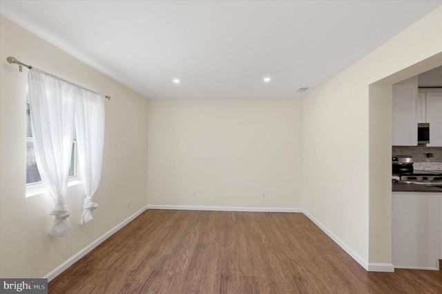 1814 MARKET ST, Upper Chichester, PA 19061