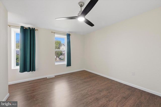1814 MARKET ST, Upper Chichester, PA 19061