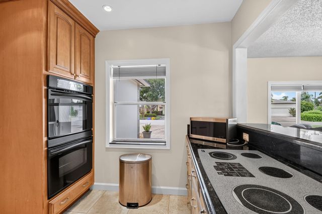 111 VASSAR Drive, Lake Worth Beach, FL 33460
