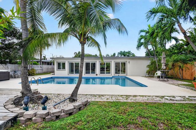 111 VASSAR Drive, Lake Worth Beach, FL 33460