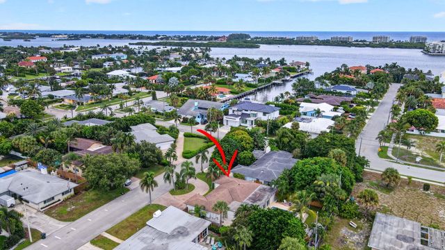 111 VASSAR Drive, Lake Worth Beach, FL 33460