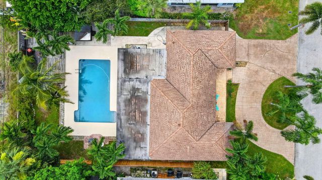 111 VASSAR Drive, Lake Worth Beach, FL 33460