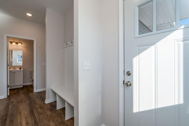 3121 Noble Drive, Mankato, MN 56001