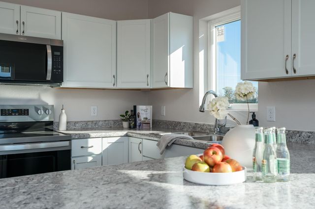 3121 Noble Drive, Mankato, MN 56001