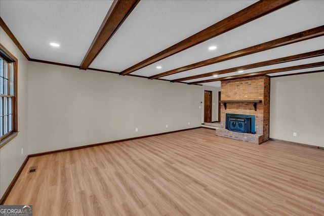 204 Creekside Drive, Gray, GA 31032