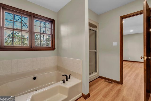 204 Creekside Drive, Gray, GA 31032