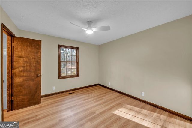 204 Creekside Drive, Gray, GA 31032