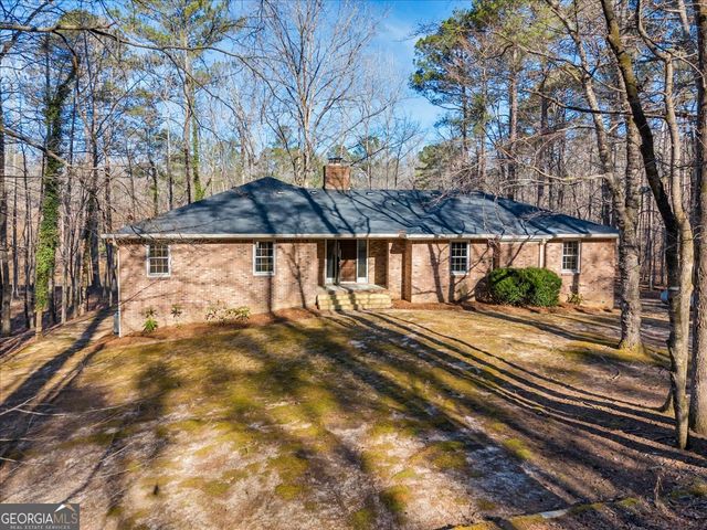 204 Creekside Drive, Gray, GA 31032