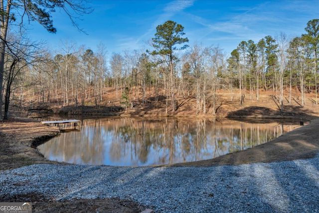 204 Creekside Drive, Gray, GA 31032