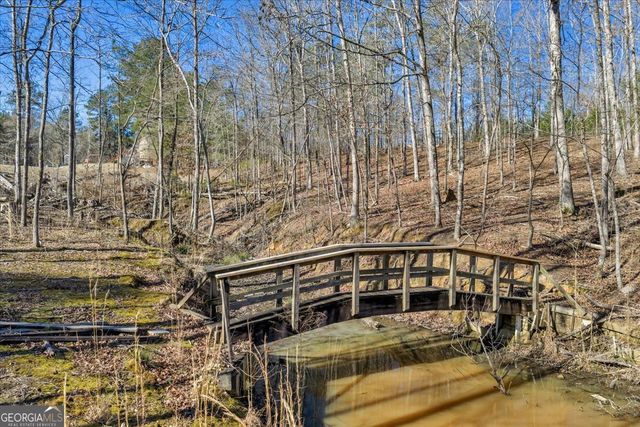 204 Creekside Drive, Gray, GA 31032