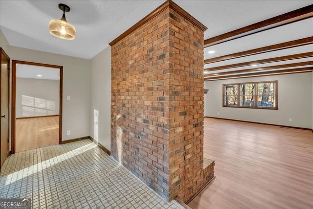 204 Creekside Drive, Gray, GA 31032