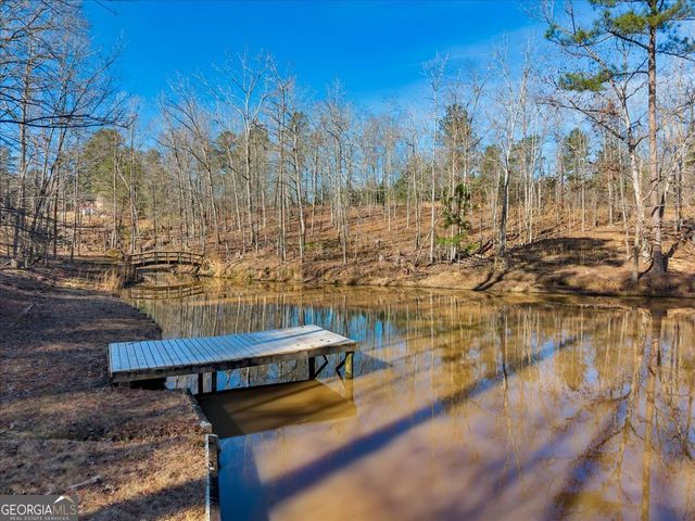 204 Creekside Drive, Gray, GA 31032