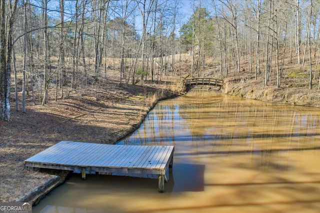 204 Creekside Drive, Gray, GA 31032