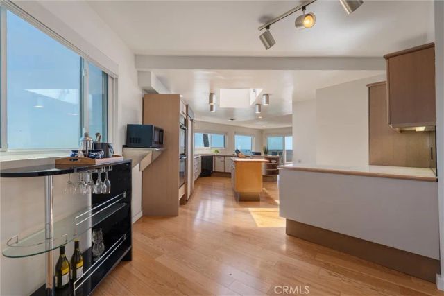 7335 Vista Del Mar Lane, Playa Del Rey, CA 90293