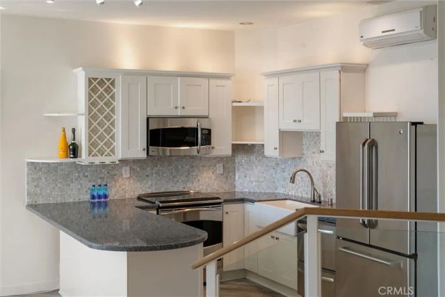 7335 Vista Del Mar Lane, Playa Del Rey, CA 90293