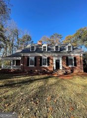408 Thurston Avenue, Thomaston, GA 30286