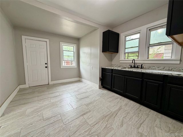 13164 Stoepel Street, Detroit, MI 48238