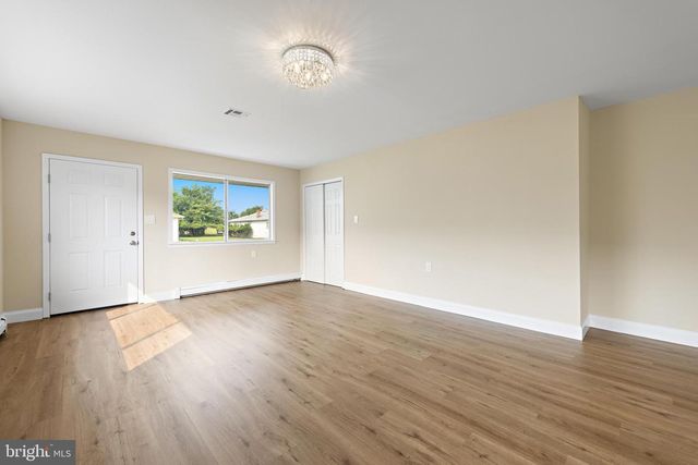 350 BARBADOS DR N, Toms River, NJ 08757
