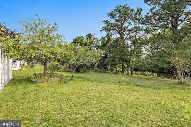 350 BARBADOS DR N, Toms River, NJ 08757