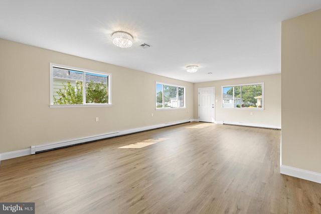 350 BARBADOS DR N, Toms River, NJ 08757