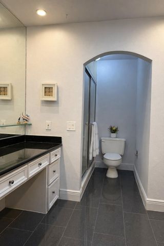 35 Litchfield Lane 229, Houston, TX 77024