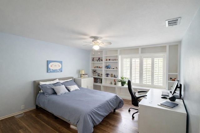 35 Litchfield Lane 229, Houston, TX 77024