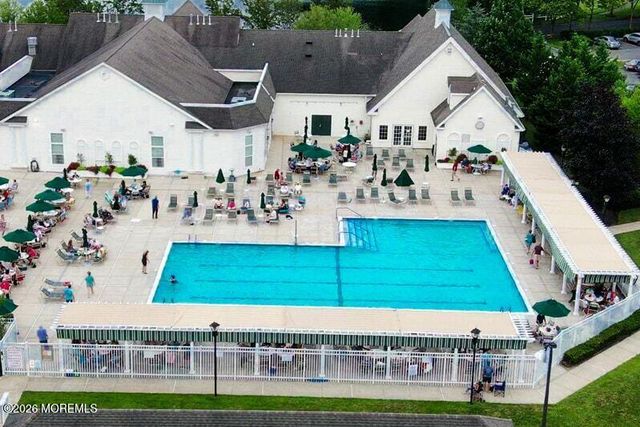 4 Rosewood Court, Lakewood, NJ 08701