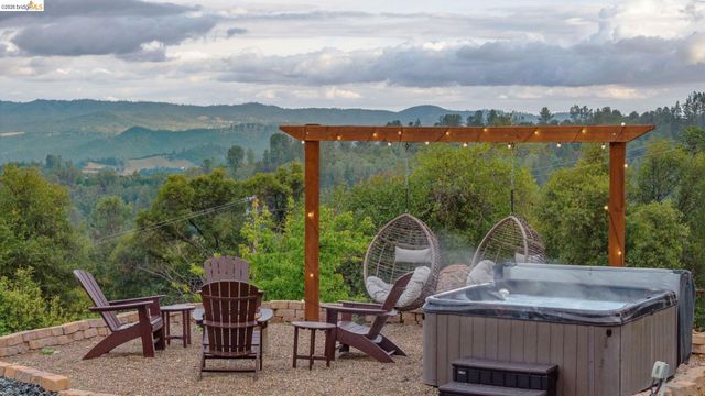 18850 Cherokee Rd, Tuolumne, CA 95379