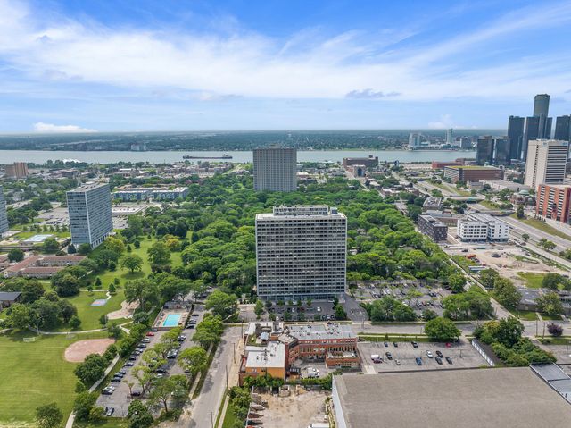 1395 Antietam Avenue 51, Detroit, MI 48207