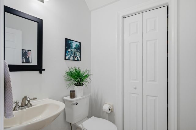 2644 San, West Palm Beach, FL 33411