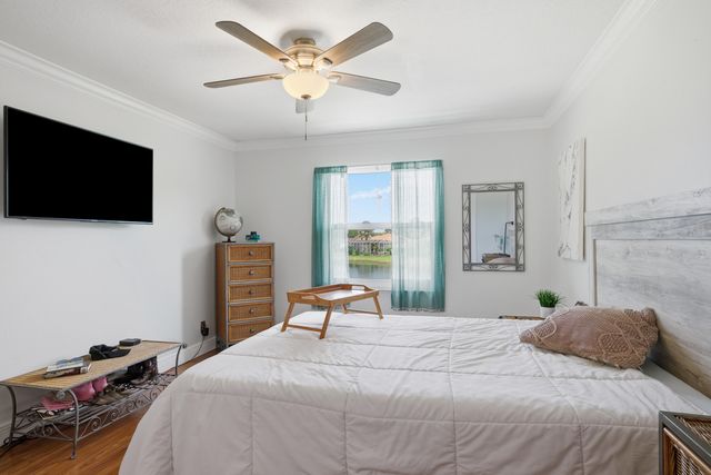 2644 San, West Palm Beach, FL 33411