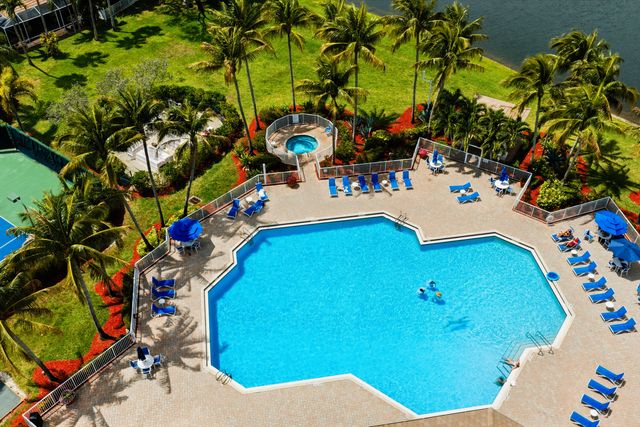 2644 San, West Palm Beach, FL 33411