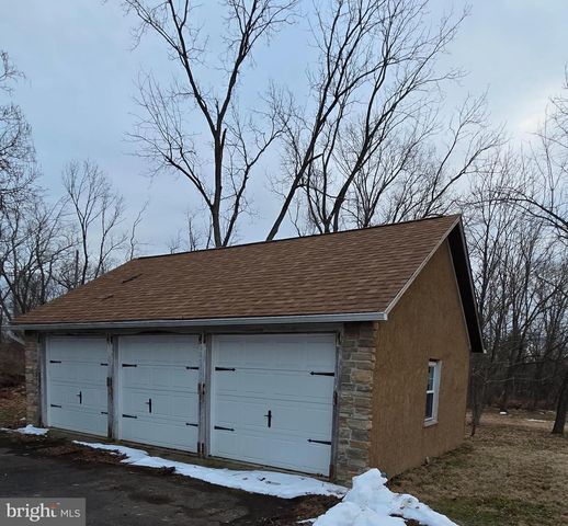 566 NEW BRITAIN RD, Doylestown, PA 18901