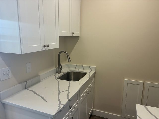 185 Chestnut Hill Ave 12, Boston, MA 02135