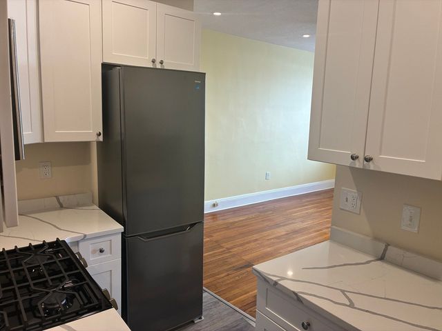 185 Chestnut Hill Ave 12, Boston, MA 02135