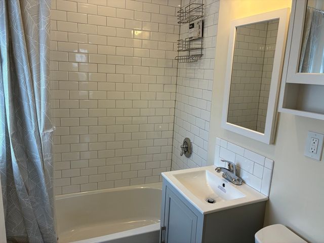 185 Chestnut Hill Ave 12, Boston, MA 02135