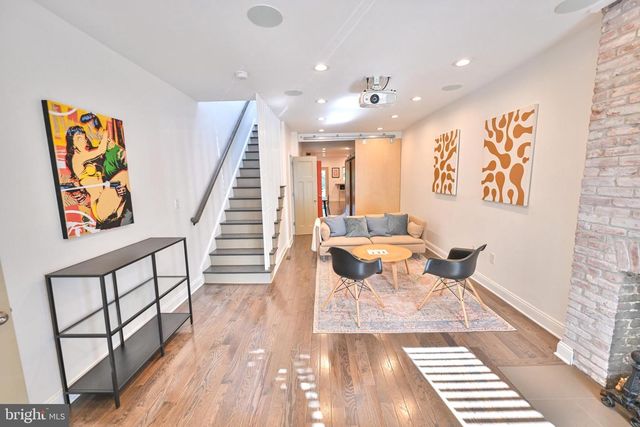2919 KESWICK RD, Baltimore, MD 21211