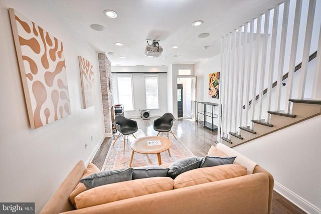 2919 KESWICK RD, Baltimore, MD 21211