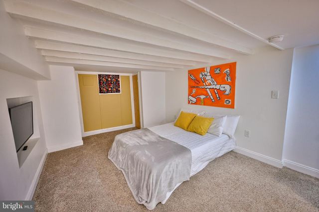 2919 KESWICK RD, Baltimore, MD 21211