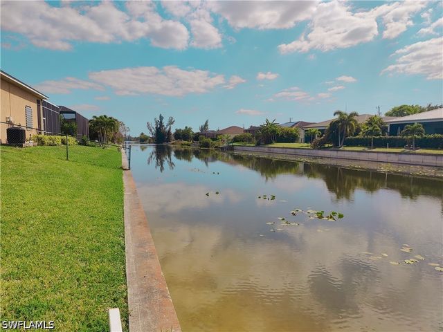 3314 SW 11th PL, Cape Coral, FL 33914